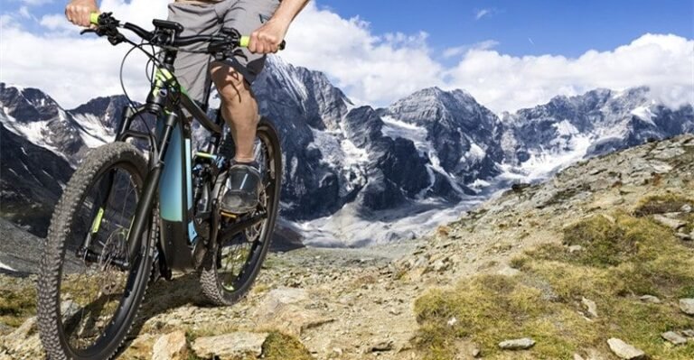 Exploring the Outside: Should-Have Components and Equipment for E-Bike Adventurers